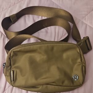 lululemon athletic  Women's Tan Belt Bag